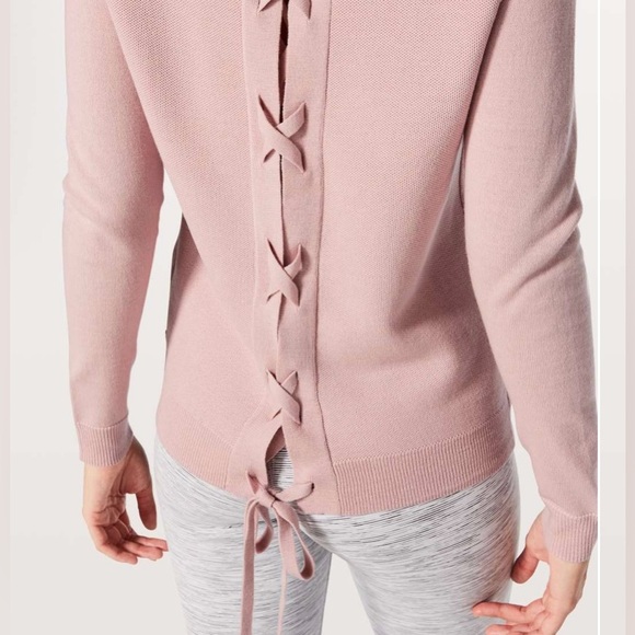 Lululemon Tied To You Misty Pink Sweater Size 10 Needs Hole Repaired - Picture 2 of 12